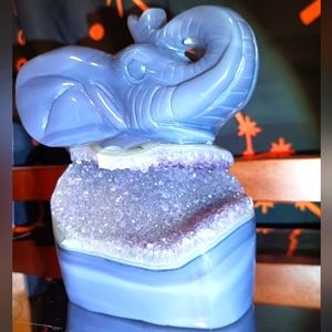 Agate Elephant With Amethyst Geode